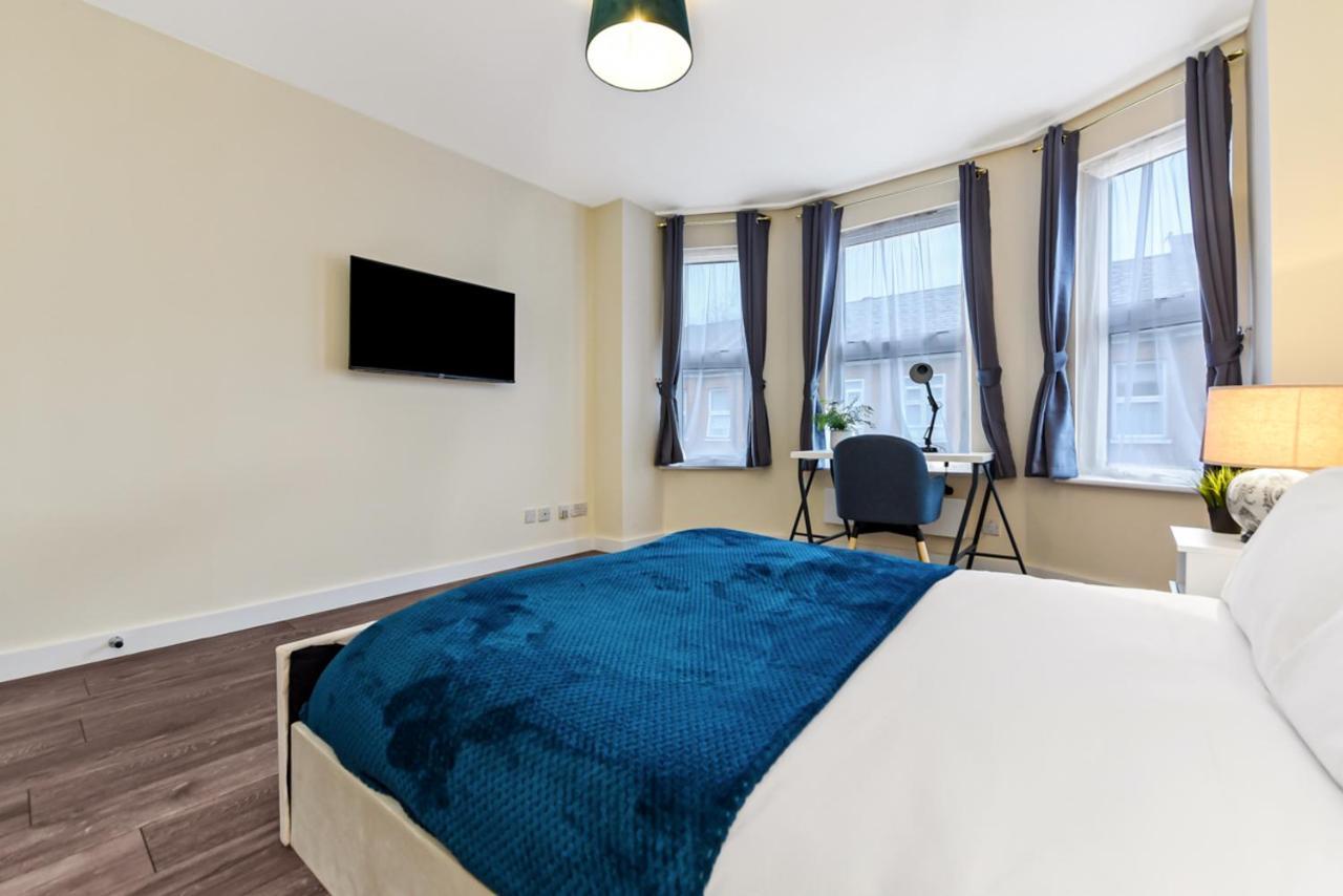 Family Friendly, Zone 2, 2 Beds, Overground London Exteriör bild