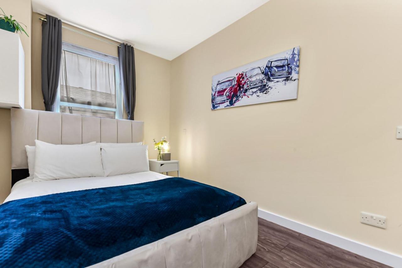 Family Friendly, Zone 2, 2 Beds, Overground London Exteriör bild